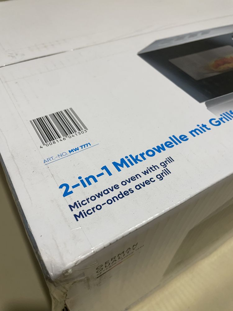 Kuchenka mikrofalowa z funkcja grilla 20 L Severin 700W 900W