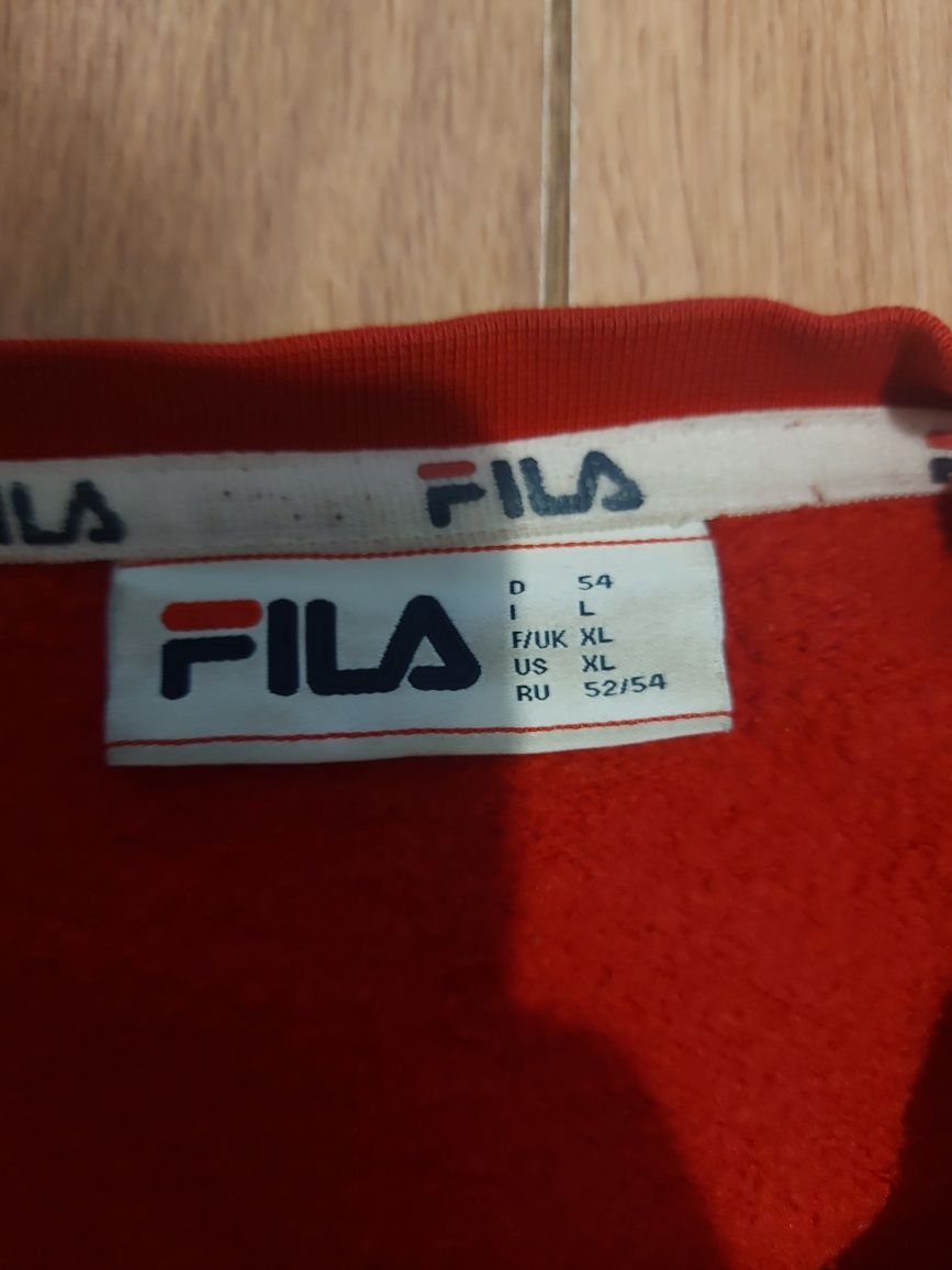 Продам Свитшот Fila