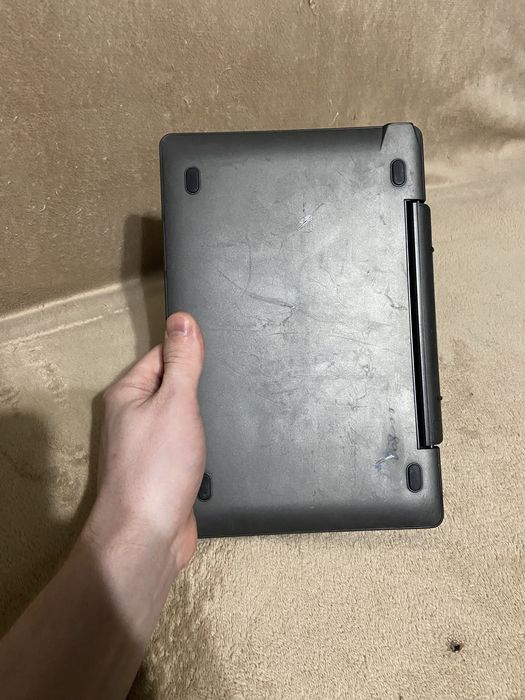 Nomi w10100 deka батарея тримає