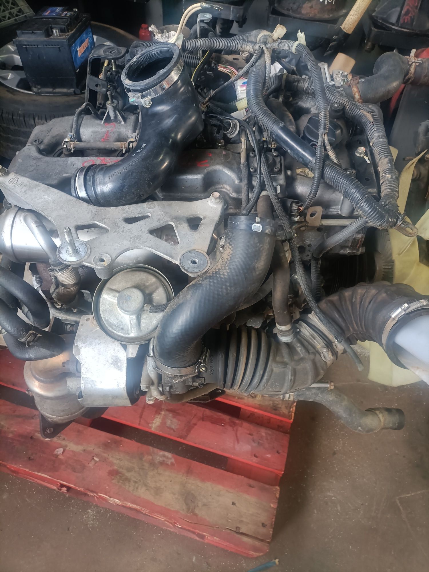 Motor Isuzu d max 4jj1