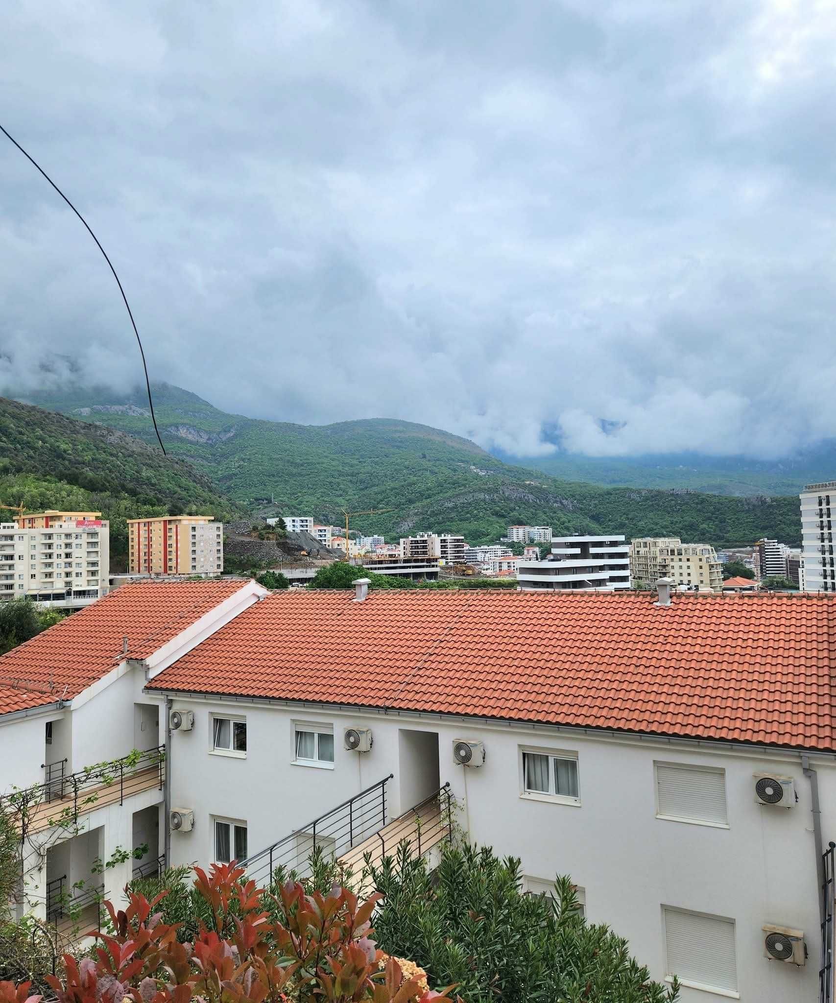 Продаётся квартира в Бечичах, 2 спальни
