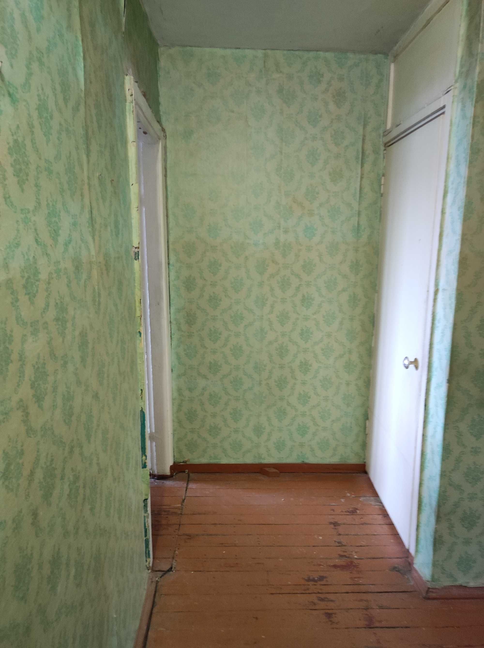 Продам 2кіім. кв.-власник,пр.Свободи(між зуп.Г.УПА та В.Пугачова)