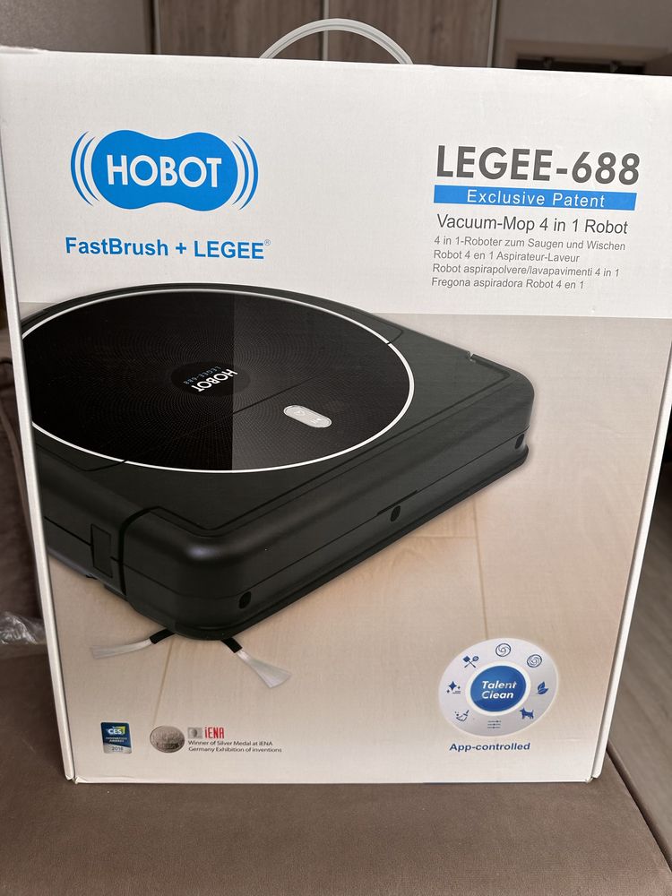 Новий миючий пилосос Hobot Legee-688