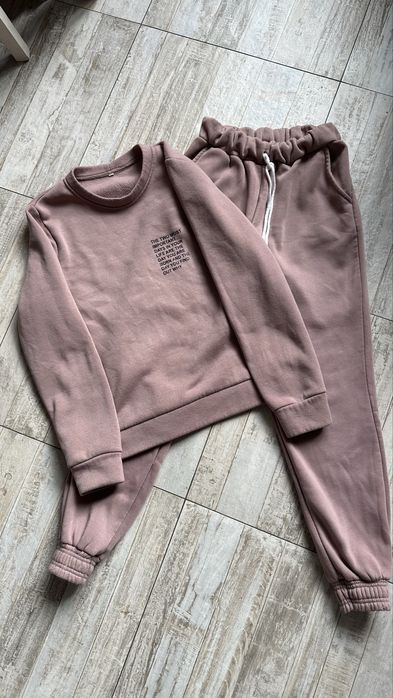 Женский теплый костюм