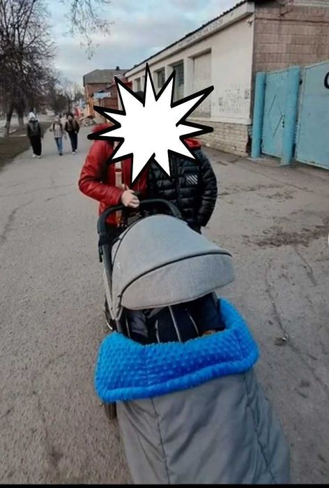 Прогулянковий візочок фірми з JOIE