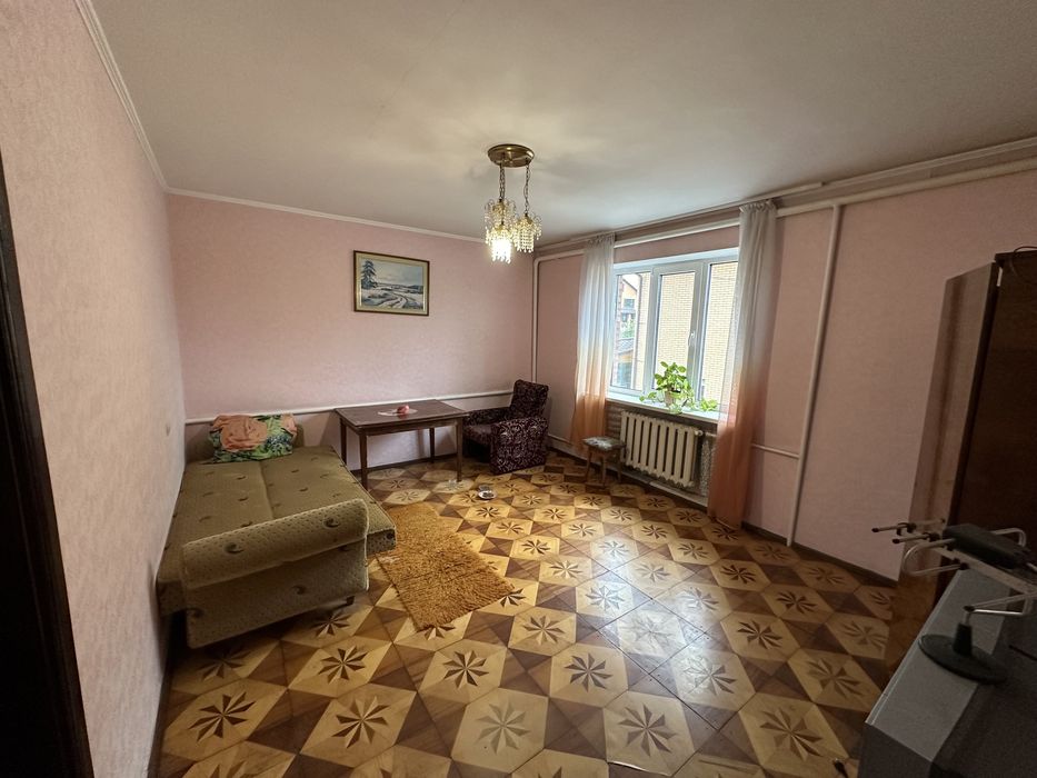 Здам кімнату в будинку на П‘ятничанах, вулиця Ольги Кобилянської