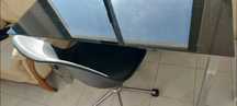 secretária ou mesa em vidro e metal