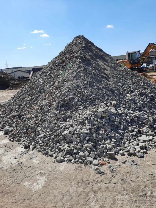 Kliniec Tłuczeń Beton Mielony Piasek Żwir
