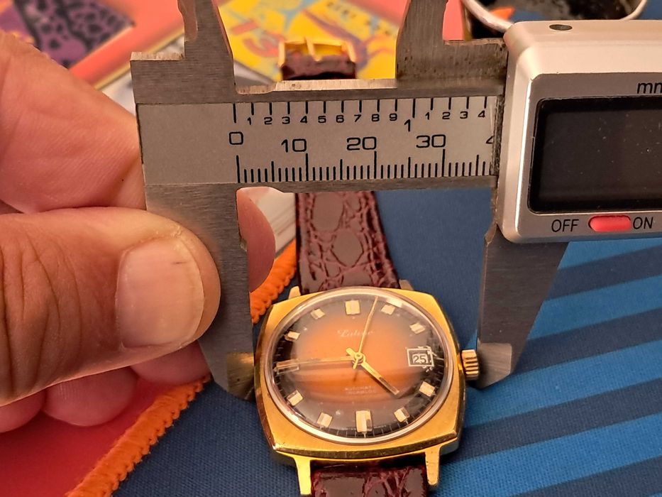 latino automático calibre-eta