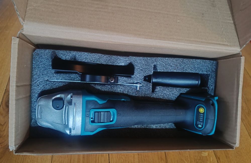 Болгарка акумуляторна 125мм під акумулятор макіта