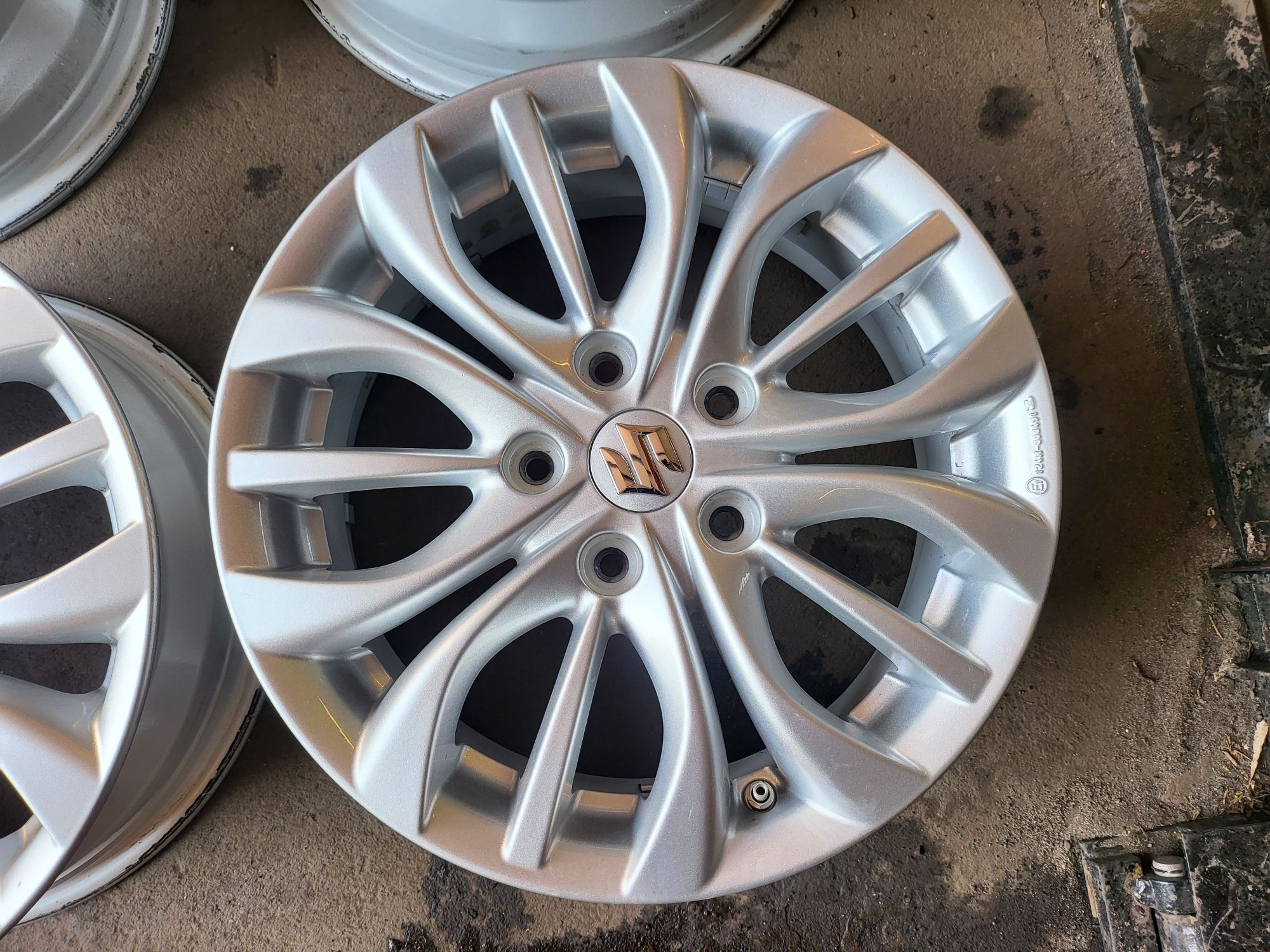 Alufelgi 16 Suzuki SX4 S-Cross Vitara Swift Kizashi 5x114,3 ET50 TPMS