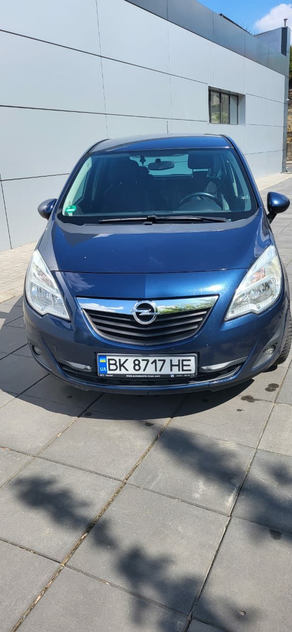 Opel meriva B Edition 2012 1.7диз 81k.w