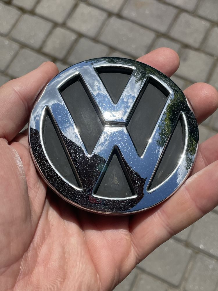 Эмблема значок на багажник Volkswagen