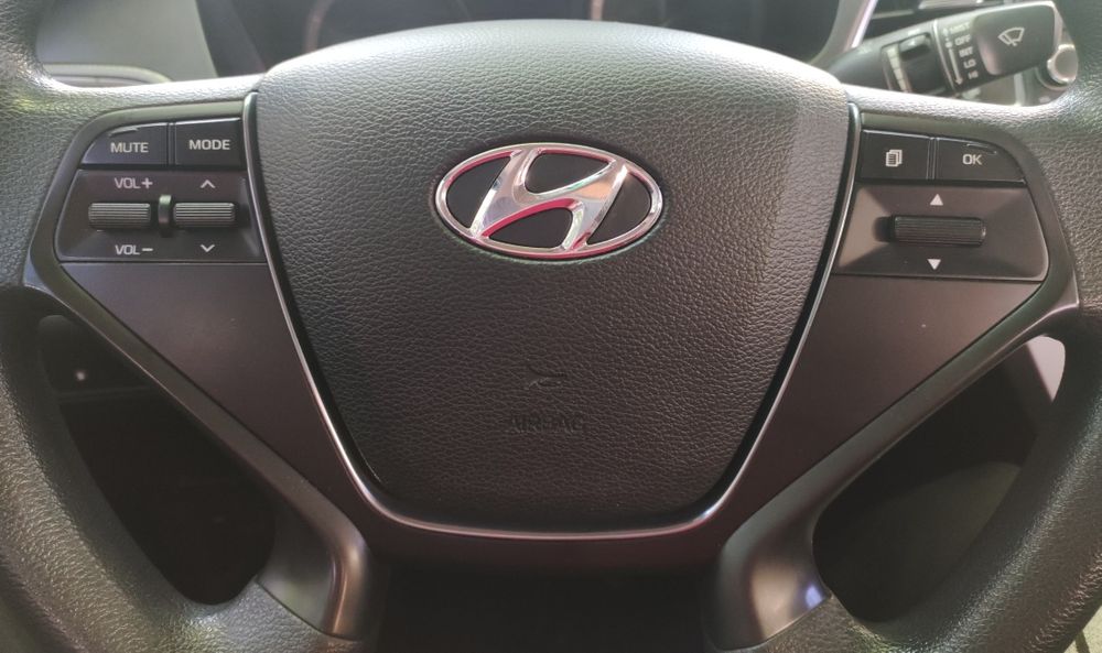 Блок кнопок рульового колеса, мультируль Hyundai sonata lf