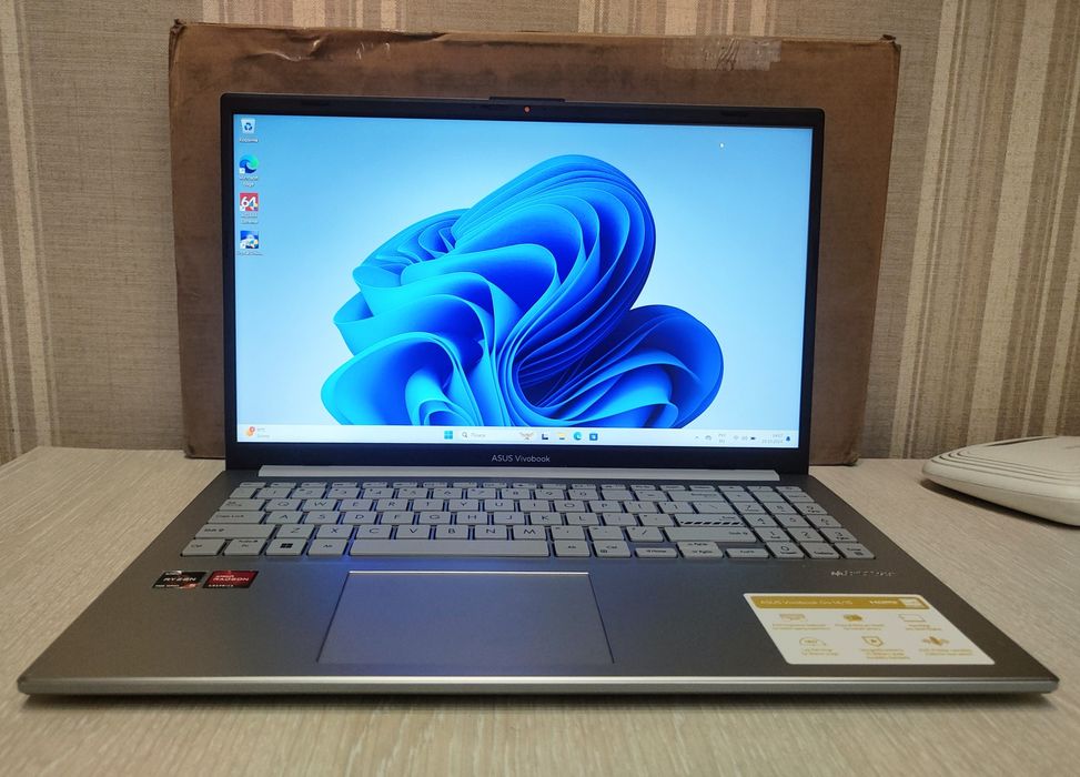 Asus Vivobook Go 15,6" FHD, Ryzen 5 7520U, 8GB DDR5, 512 Gb SSD