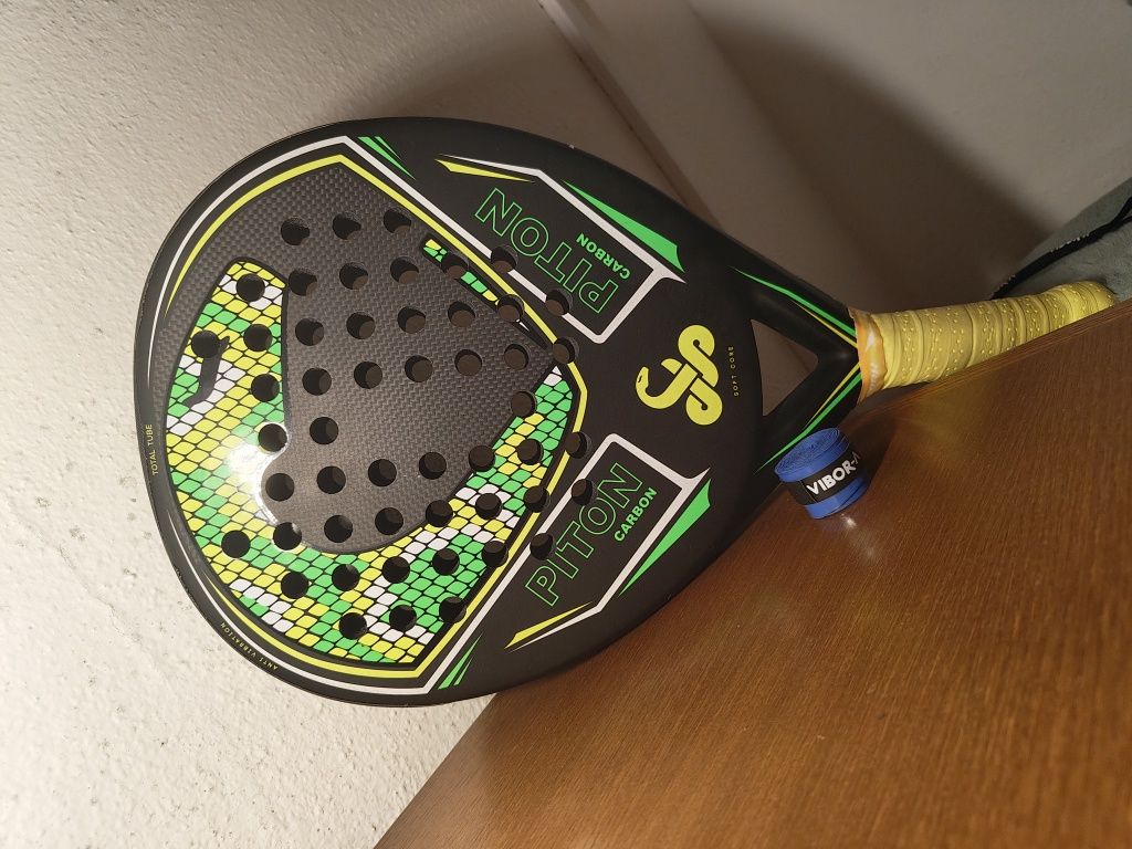 Raquete padel víbora píton carbon
