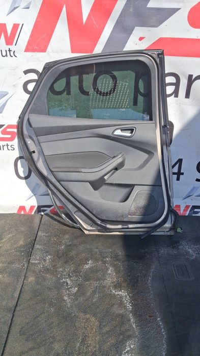 Задні ліві двері Ford Focus mk3 хетчбек