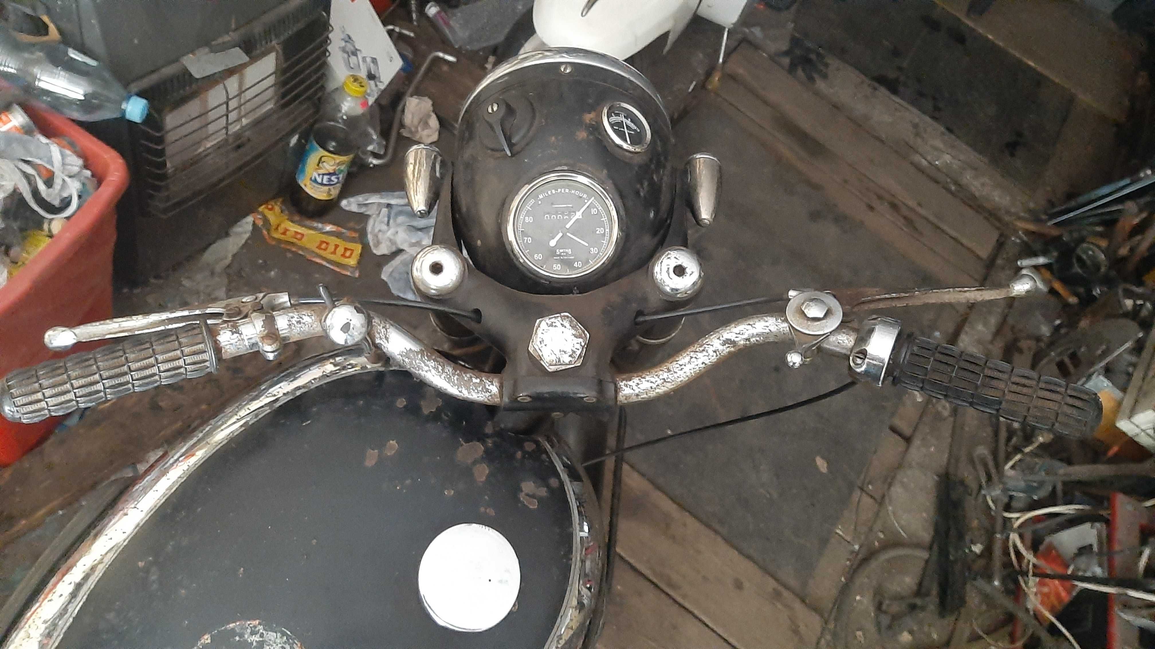 Anglik AJS M16 350  nie BSA Triumph Royal Matchless