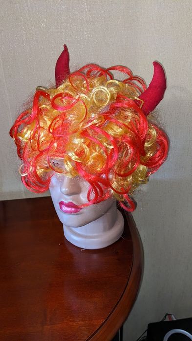 Парики волосы на вечеринку, карнавал