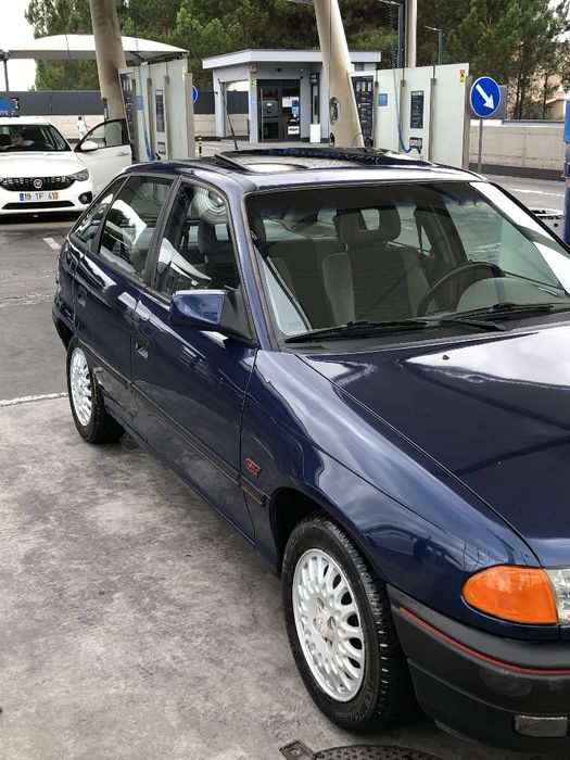 Opel Astra F GT 1.4 gasolina