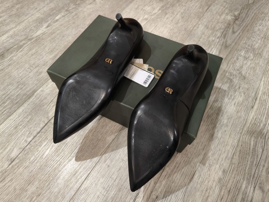 Buty szpilki Gino Rossi