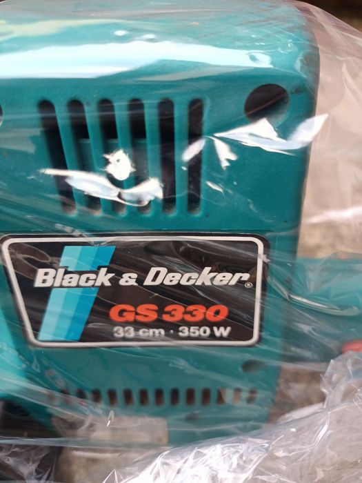 Nożyce do żywopłotu Black& decker
