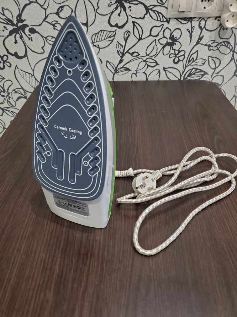 Продам новый Утюг фирмы "Маэстро".
