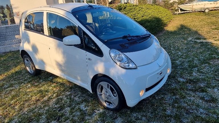 Mitsubishi i-miev elektryk z Niemie brutto vat 23% Firma 100km/7zł