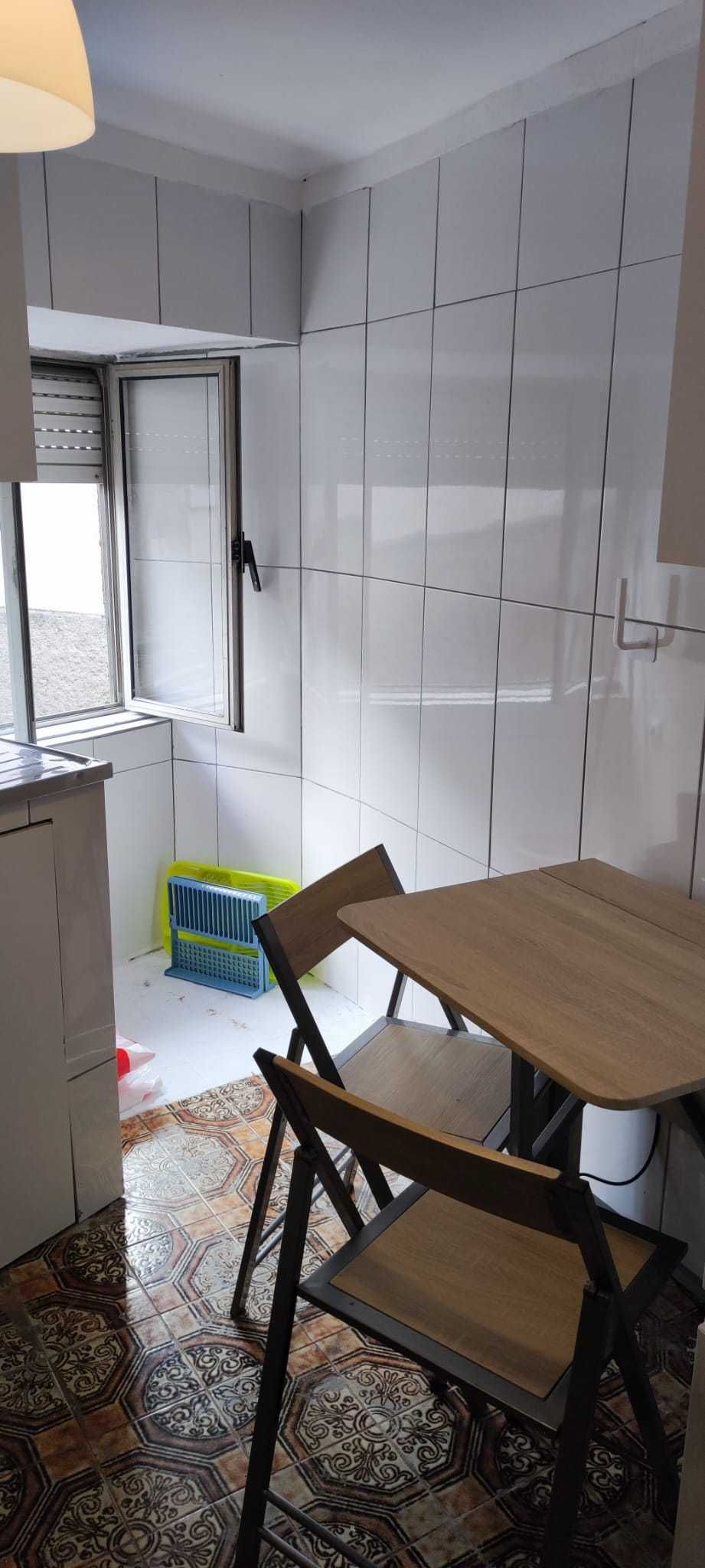 Apartamento T0 p/ Alugar Mobilado Zona histórica Coimbra 300m da UC