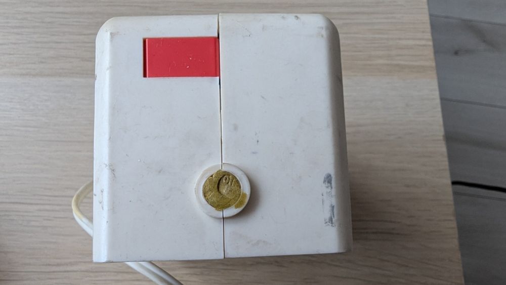 Urządzenie do rozmagnesowywania