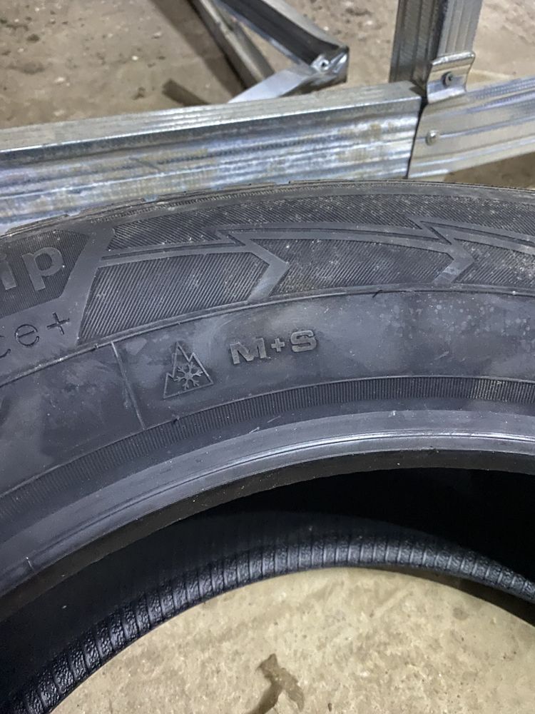 2 ШТ GoodYear 225/65R17 winter