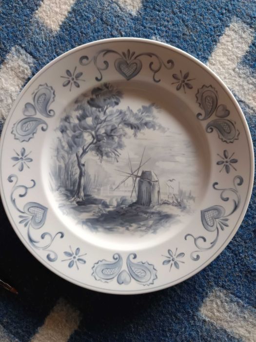 Serviço de Jantar 72 peças em porcelana Vista Alegre