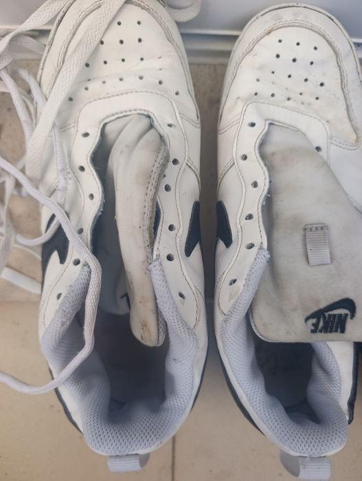 Vendo sapatilhas Nike brancas tamanho 38 vendo pois já não me serve