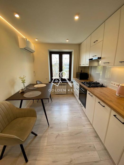 Оренда однокімнатної квартири по вулиці Віталія Матусевича