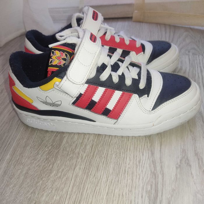 Ténis adidas forum originais como novos