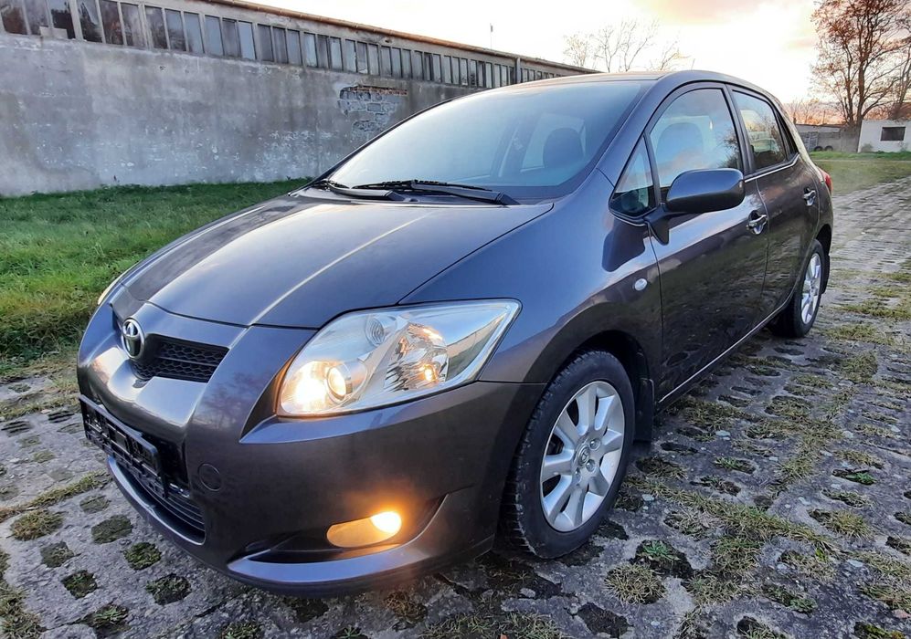 Toyota Auris 1.6i 132KM 10r 5d Klimatronic Alu16 Elektryka Opłaty!