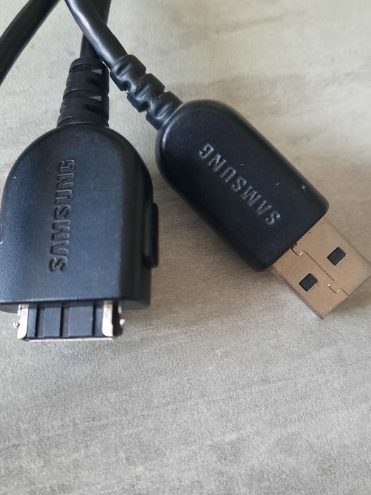 Продам кабель от плеера Samsung