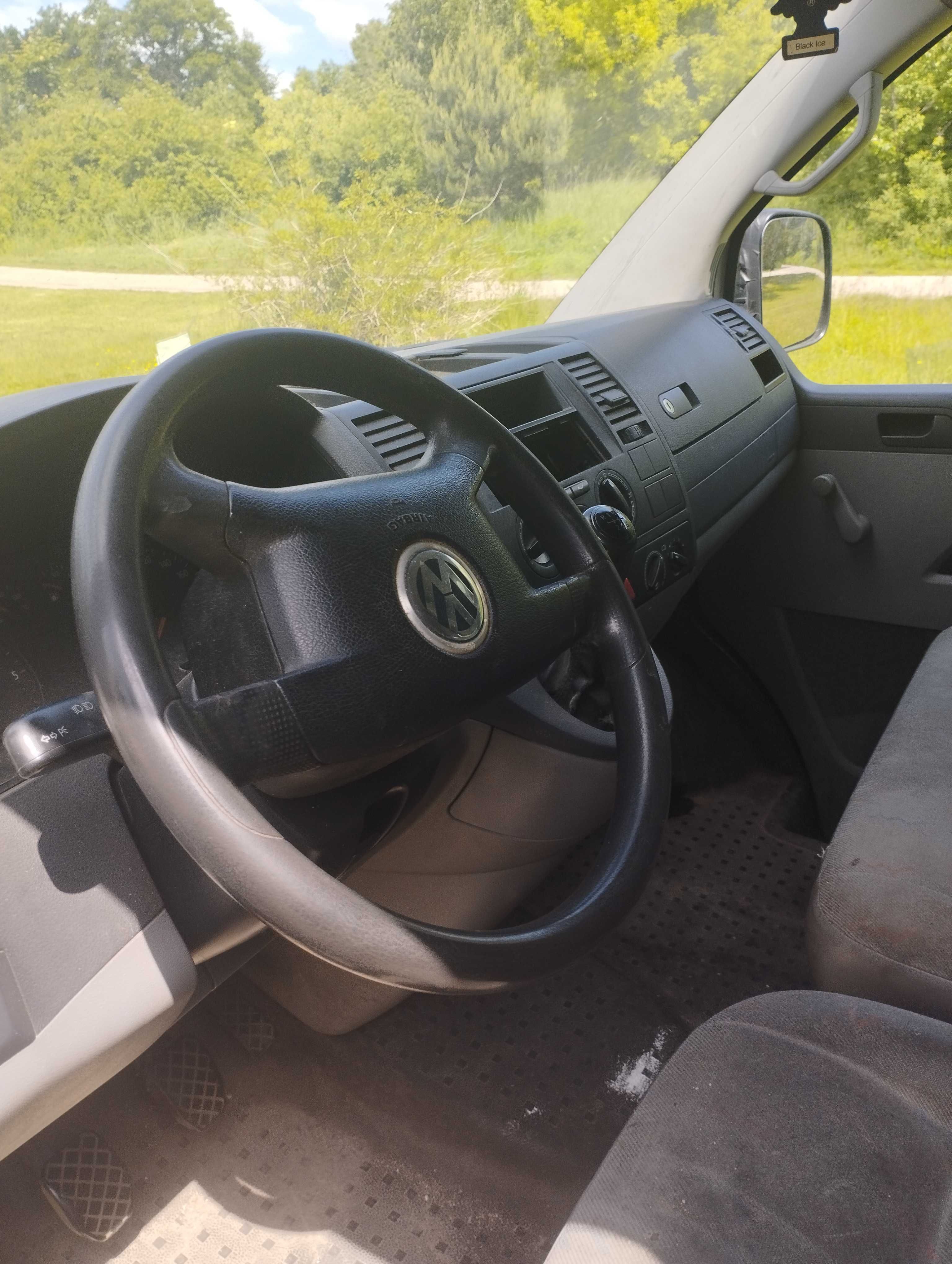 Transporter T5 long  2004   2,5 tdi  3osoby