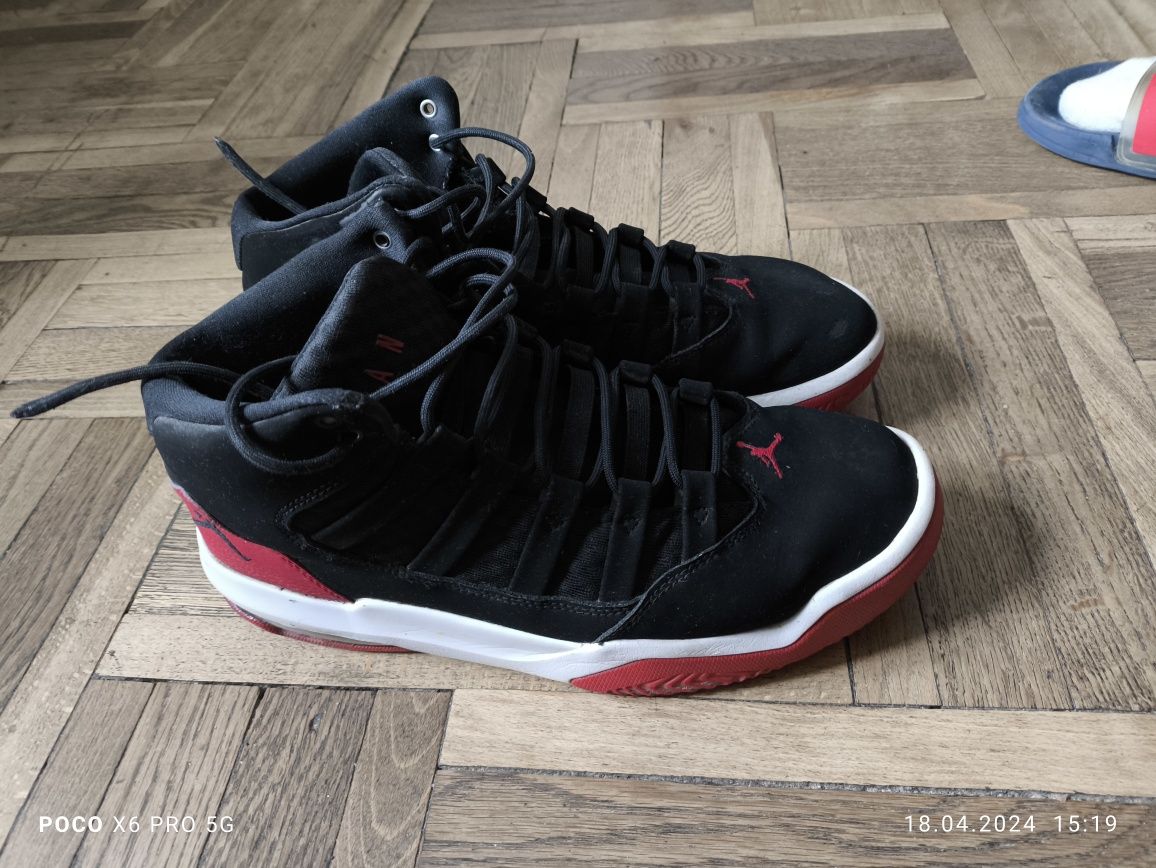 Красовки Air Jordan Aura (42,5 - 27см)