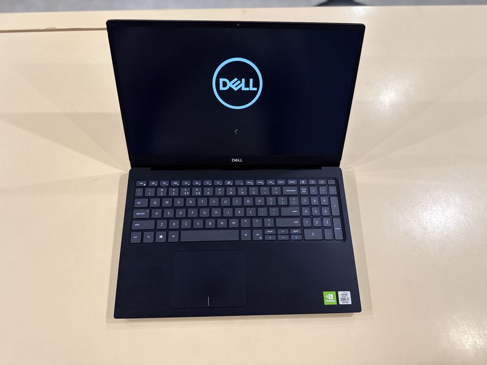 Dell i7 16GB 512 SSD jak nowy