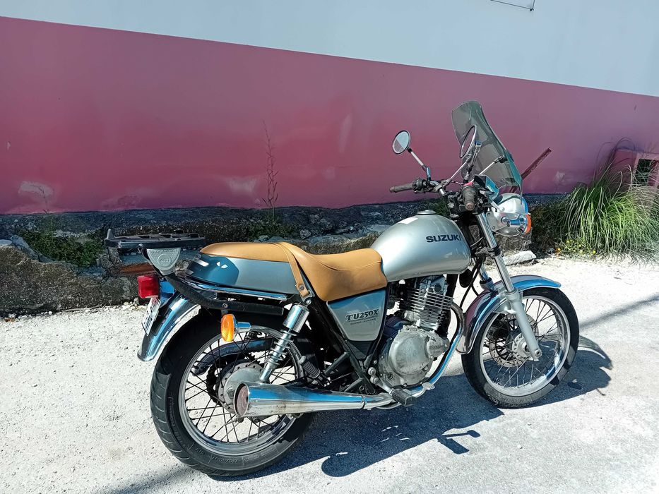 SUZUKI Tu250x Super Classic
