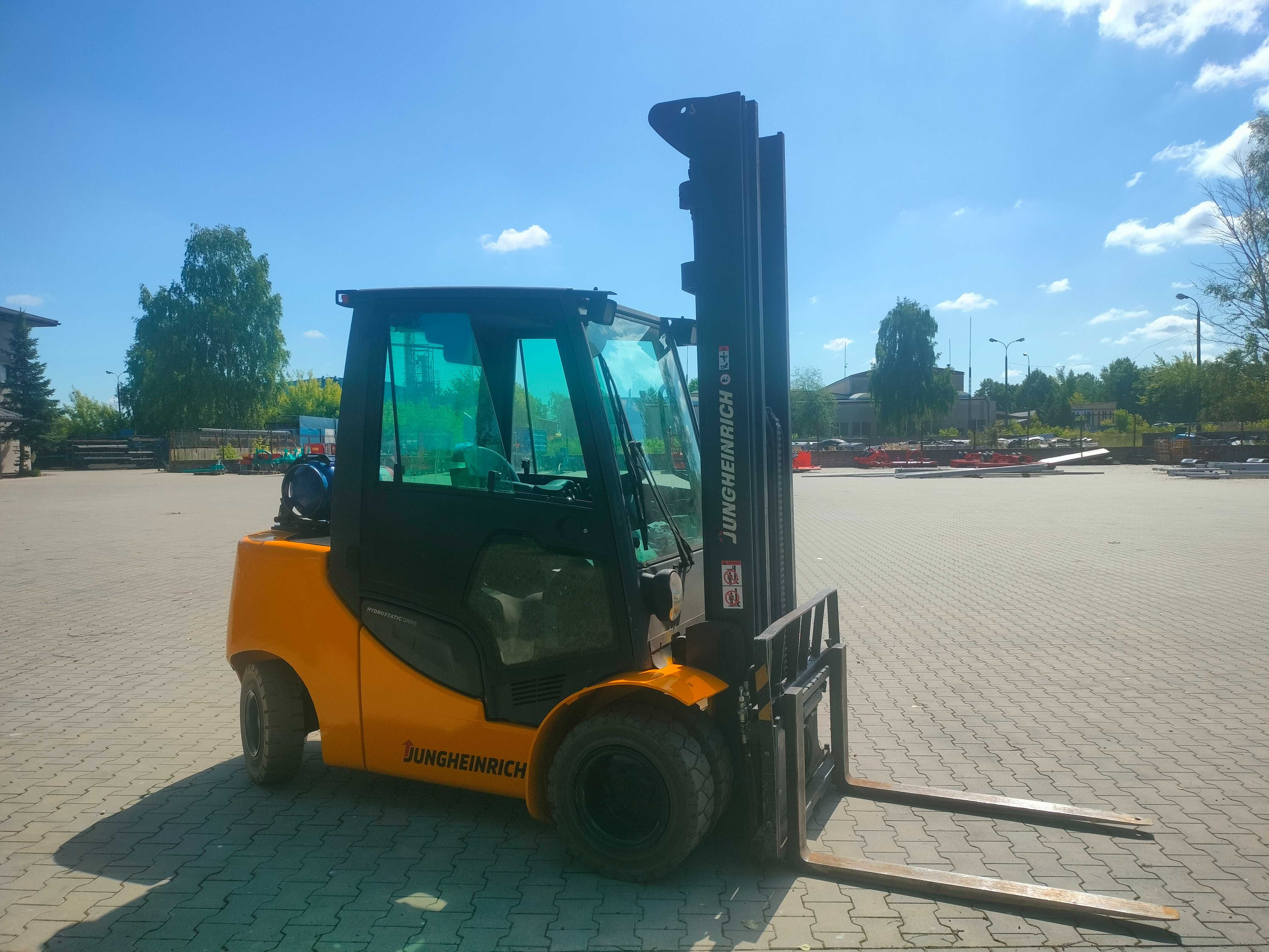 Wózek widłowy 3,5t Jungheinrich LPG