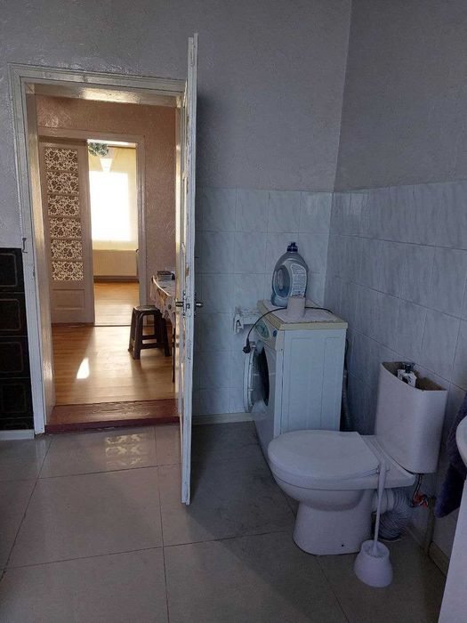 ДВА будинки та діл. 0,10 га, вул. Хотинська