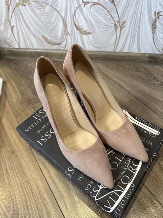 Продам туфли размер 39