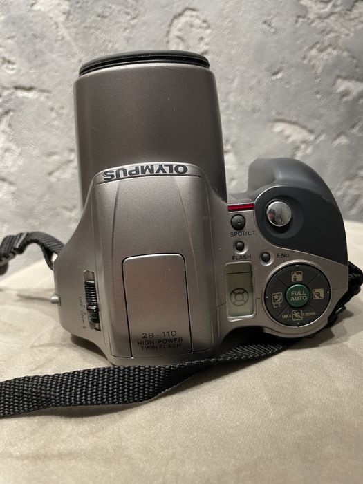 Фотоапарат Olympus IS-20 28-110