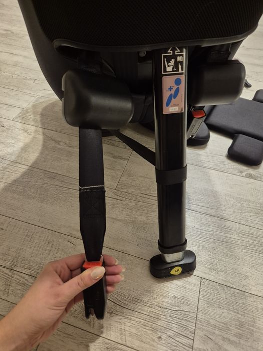 Axkid Minikid 3.0 - RWF fotelik samochodowy | PREMIUM Shell Black