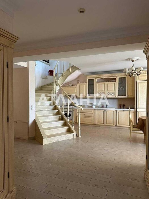 Сдается  в аренду дом в Совиньоне