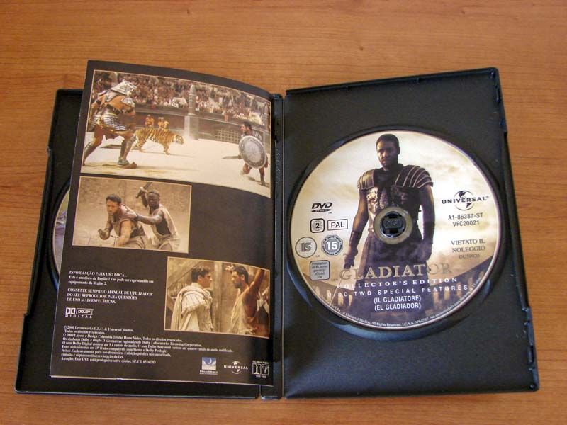 Filme (2 DVD's) de 2000 com Russell Crowe