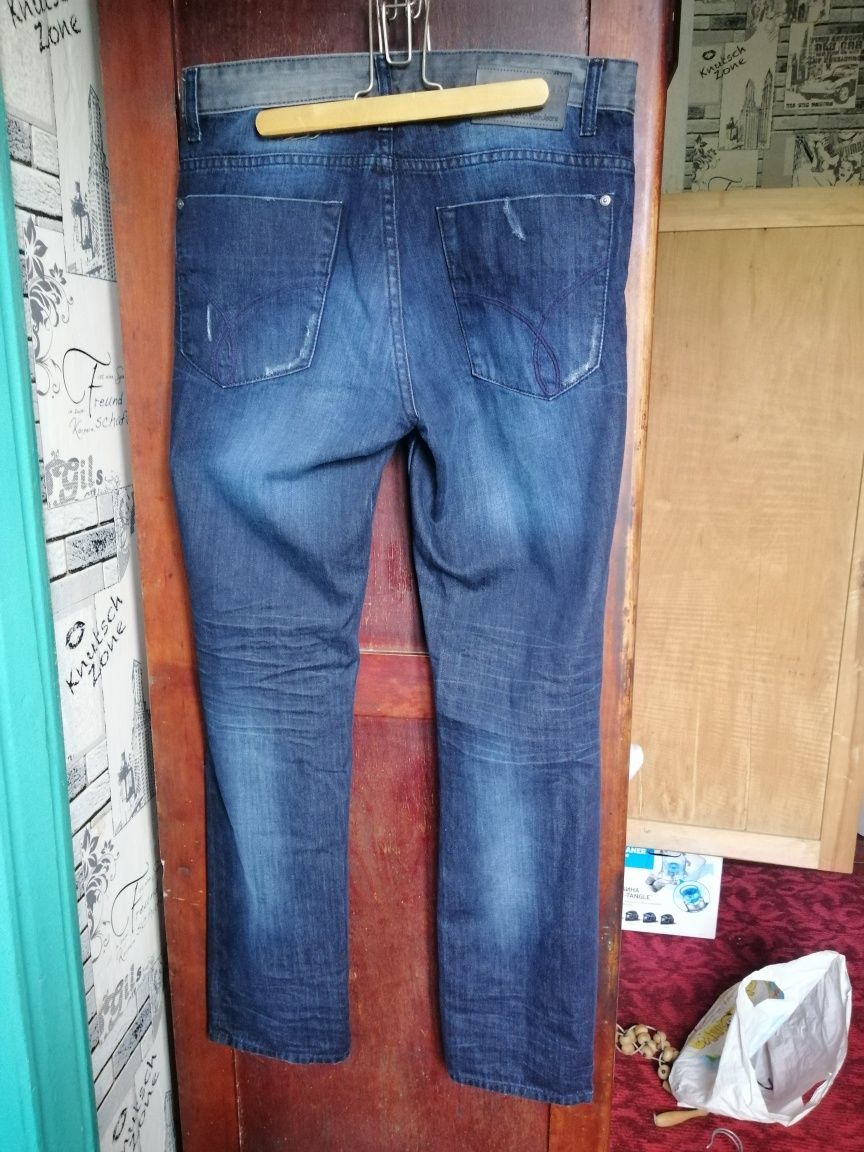 Джинсы Calvin Klein