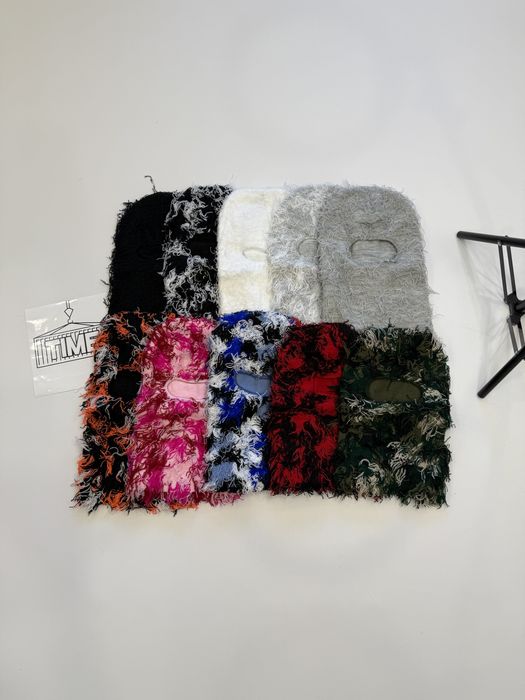 Балаклава пухнаста нитки / балаклава снуд бафф